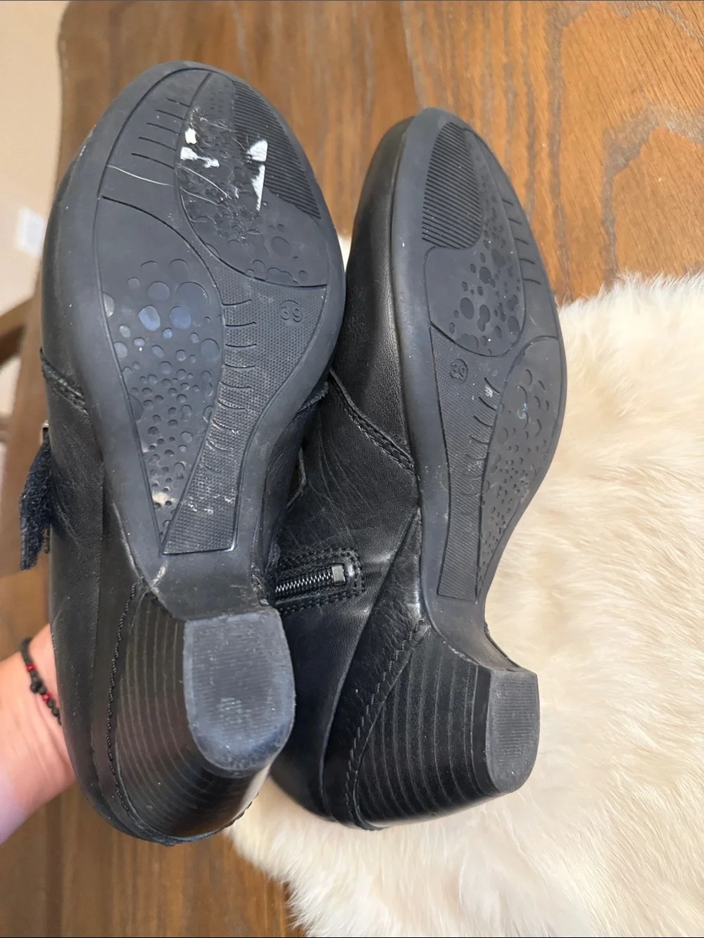Taos Footwear beautiful black